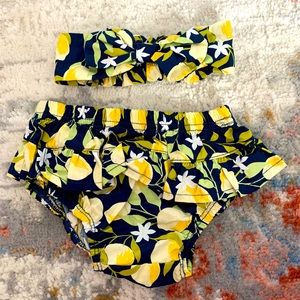 Baby bloomers with head bow